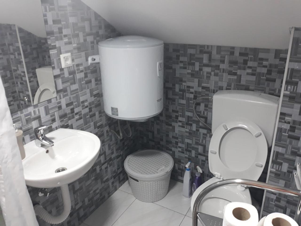 Apartman Dan & Noc Višegrad Esterno foto